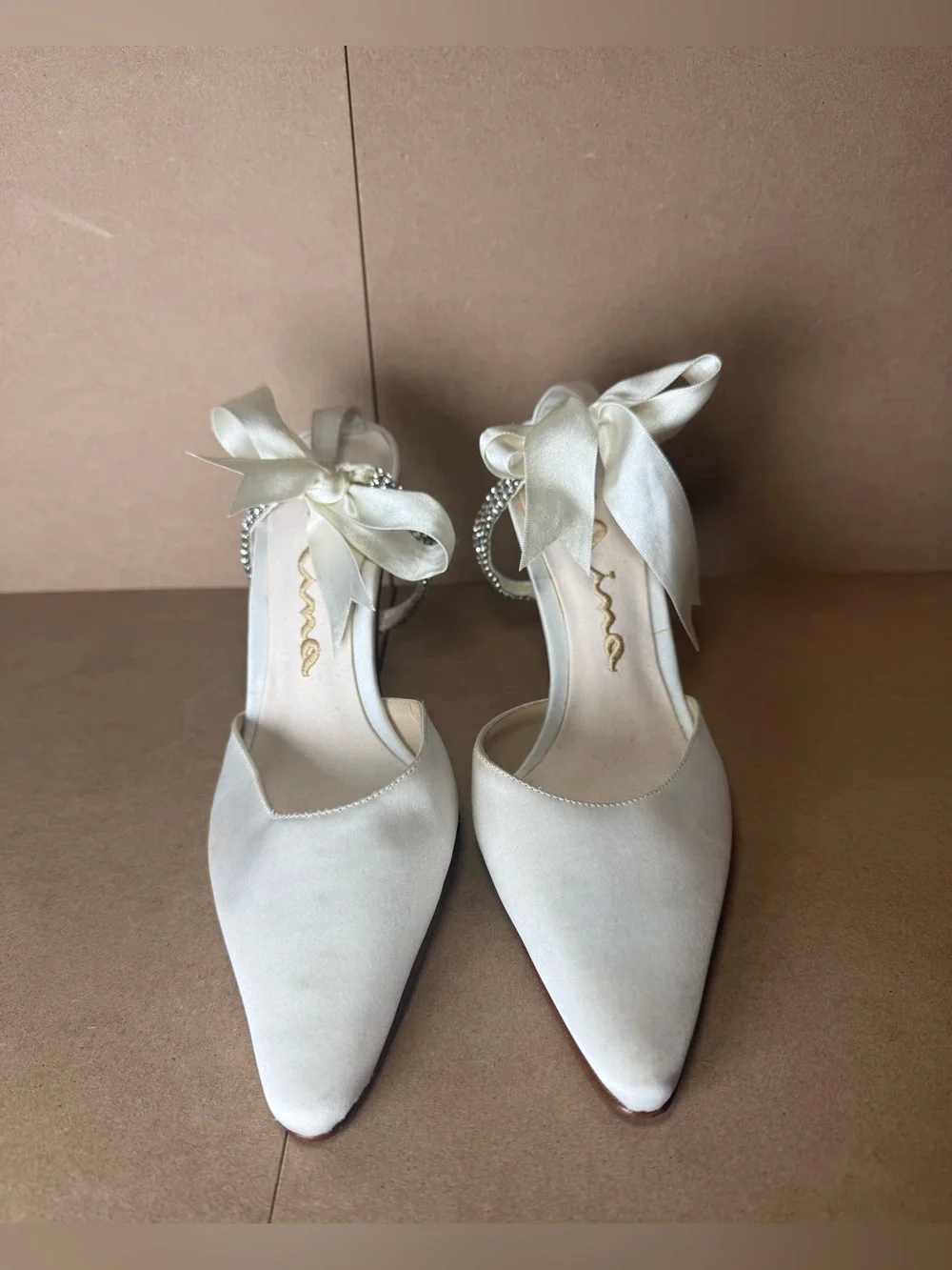 Nina White Satin Leather Pumps Heels Bow Rhinestone Ankle Wrap Size 6.5 6 1/2